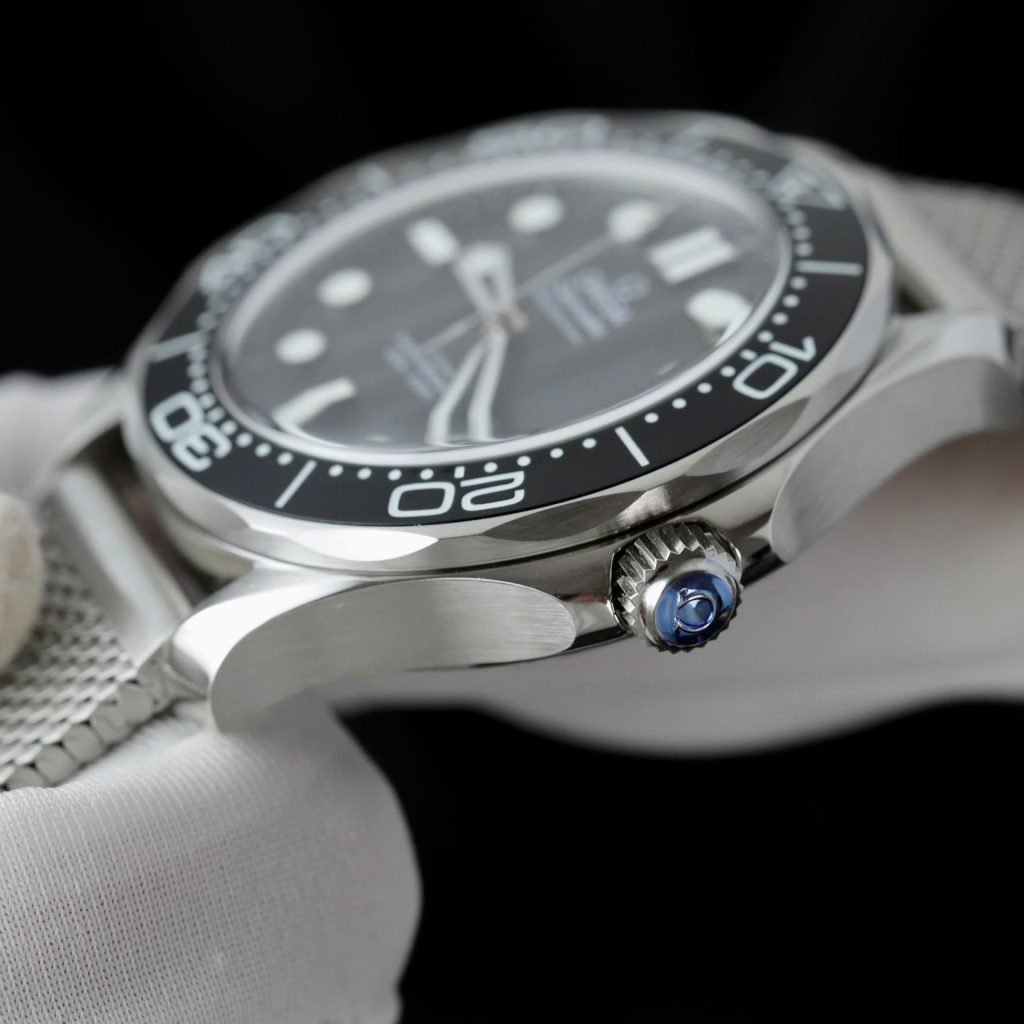 Omega Seamaster Diver 300M 210.30.42.20.01.010 42mm 7
