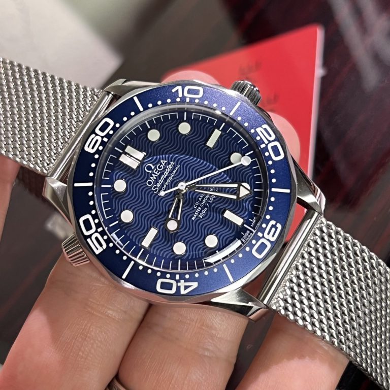 Omega Seamaster James Bond 210.30.42.20.03.002 42mm 3