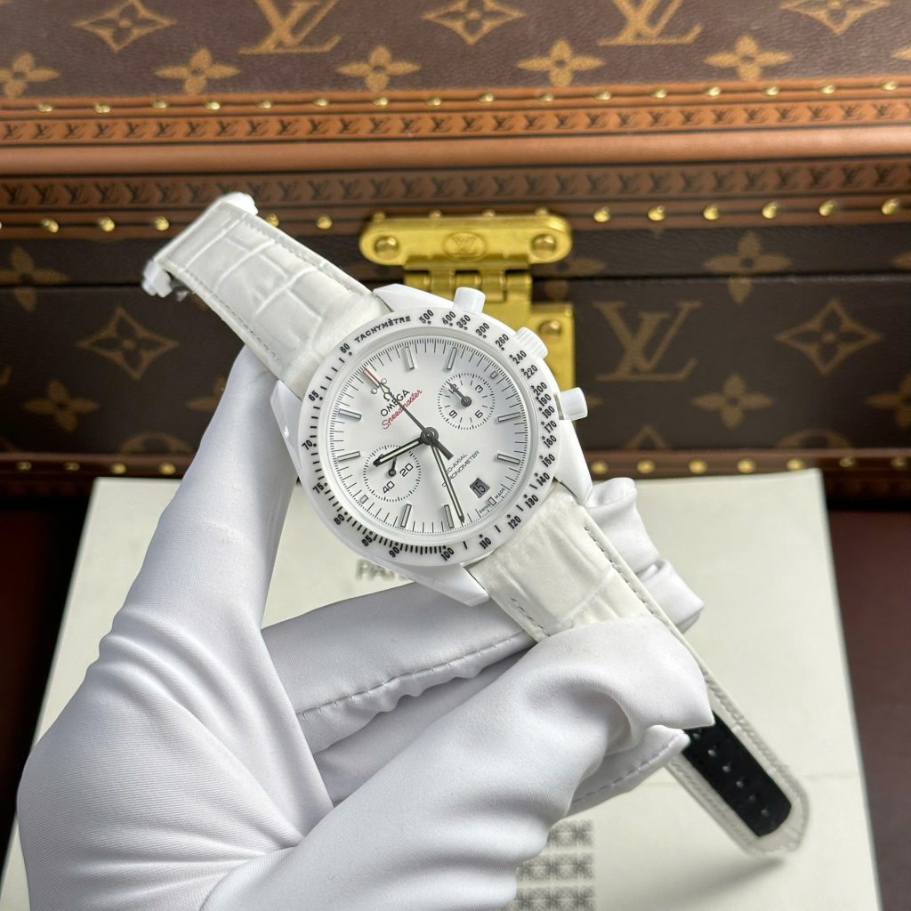 Omega Speedmaster White Side of Moon 311.93.44.51.04.002 44mm 2