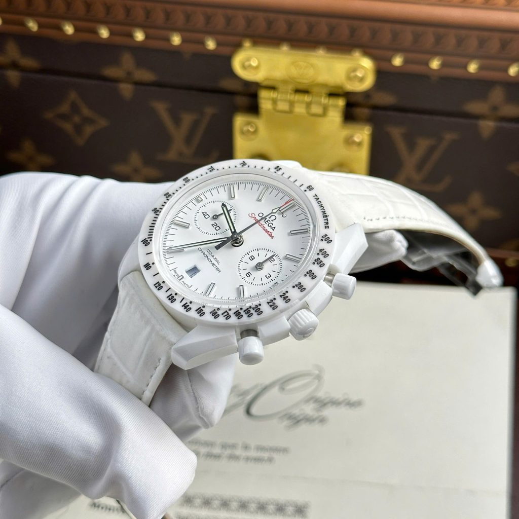Omega Speedmaster White Side of Moon 311.93.44.51.04.002 44mm 5