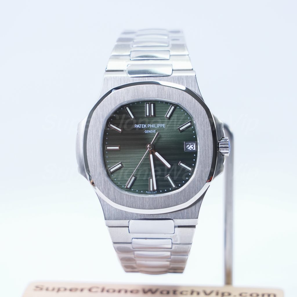 Patek Philippe Nautilus 5711 Green 40mm Replica Watch