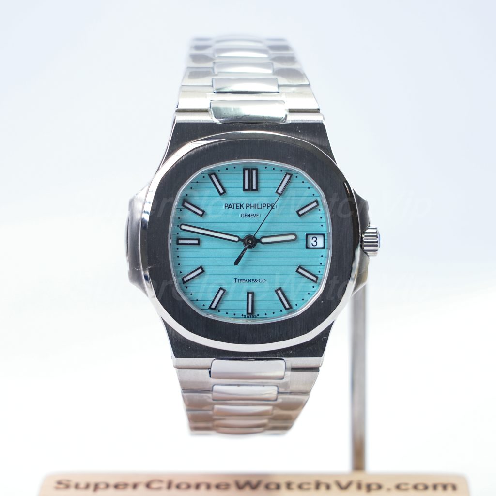 Patek Philippe Nautilus 5711 Tiffany Blue Dial 40mm 1：1 SuperClone Watch