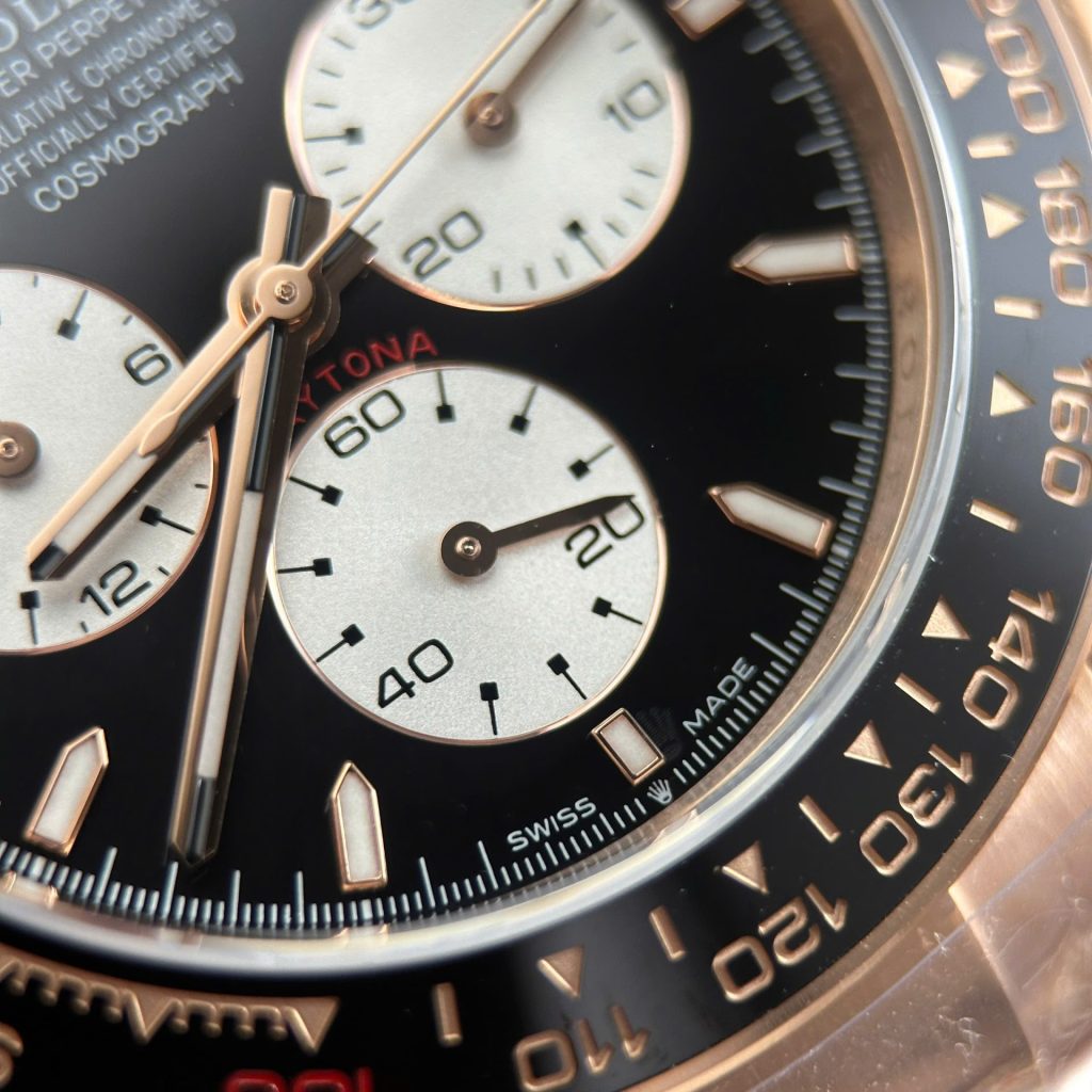 Rolex Daytona 126525LN 8
