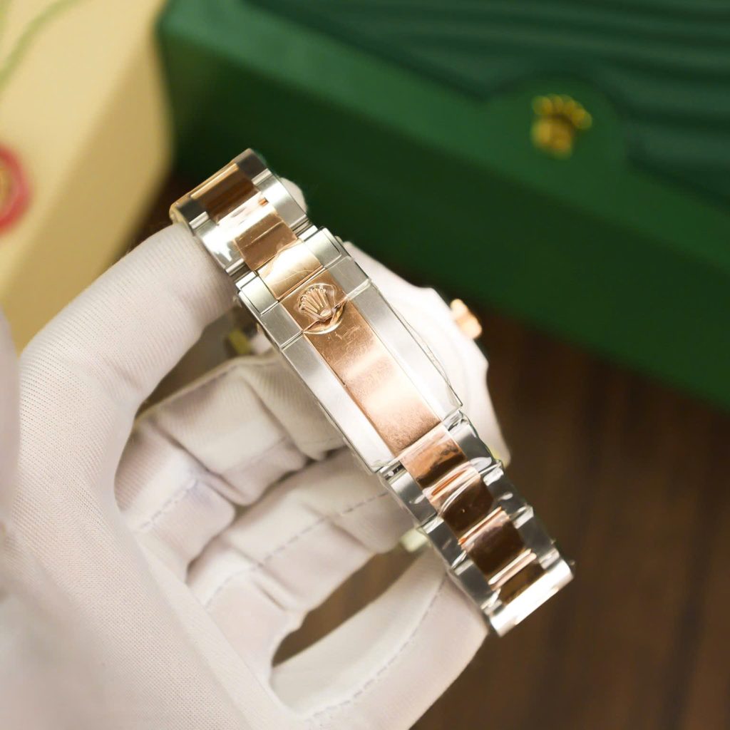 Rolex GMT Master II 126711CHNR Root Beer 6