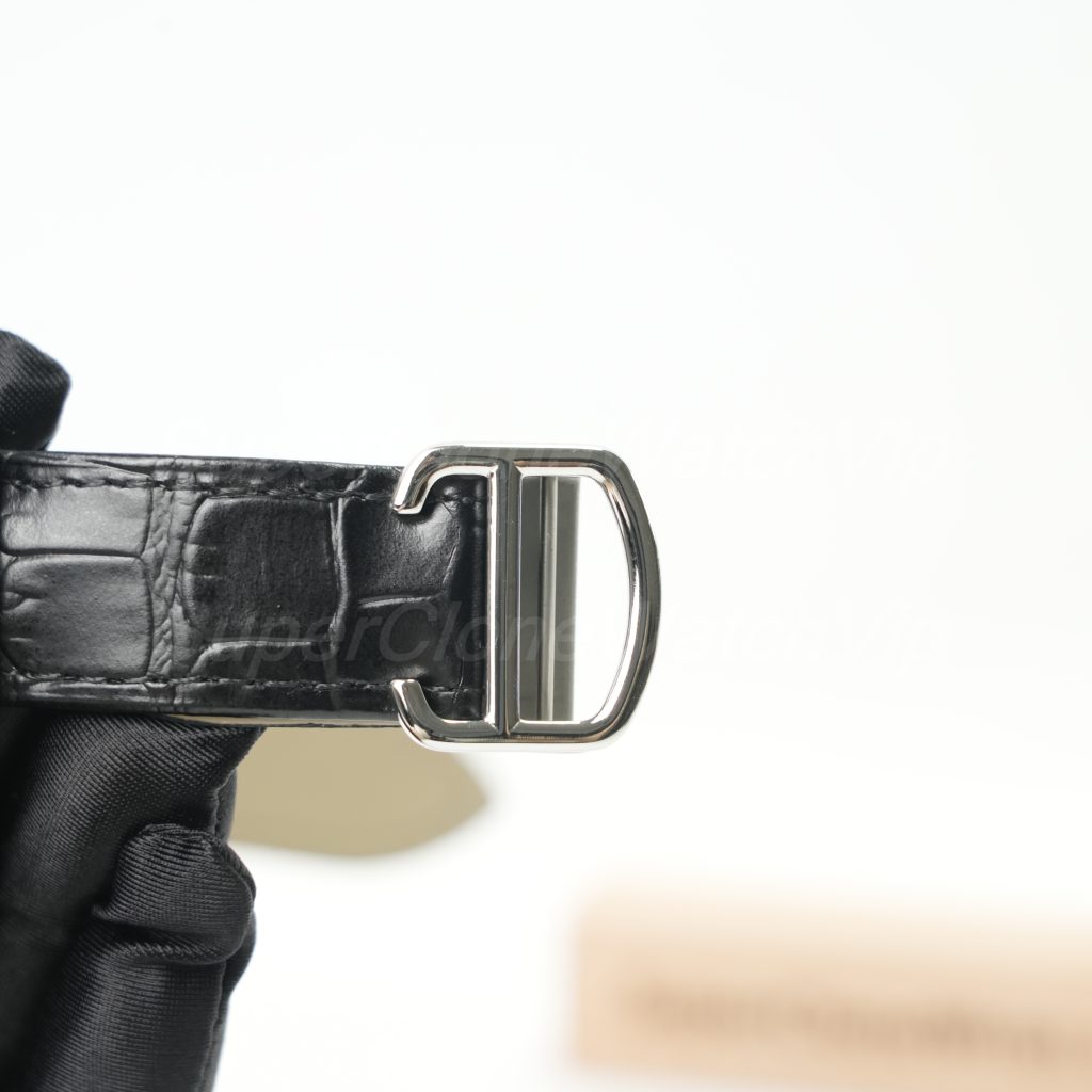Cartier Drive de Cartier Steel Model Silver Dial Black Alligator Leather Strap 40mm Replica Watches - 10-139-scaled