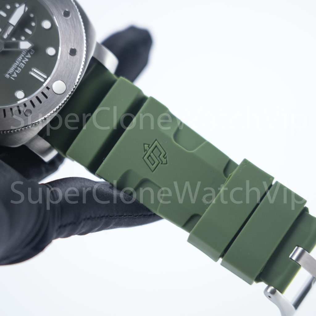 Panerai Submersible Verde Militare PAM01055 Steel Green Dial Green Rubber Strap 42mm Replica Watches - 10-160-scaled