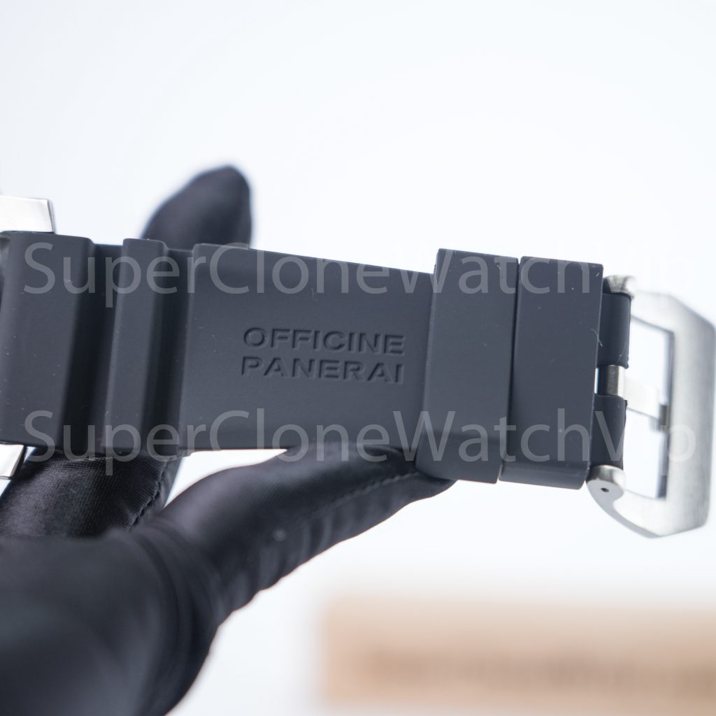 Panerai Submersible PAM00973 Steel Black Dial Brushed Steel Bezel Black Rubber Strap 42mm Replica Watches - 11-33-scaled