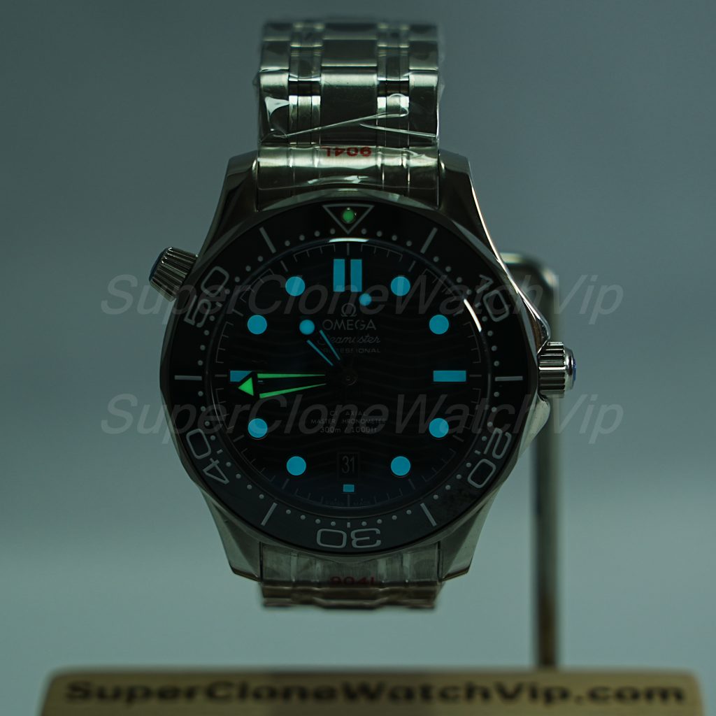 Omega-Seamaster-Green-dial 42 Replica Watches - 2-189-scaled
