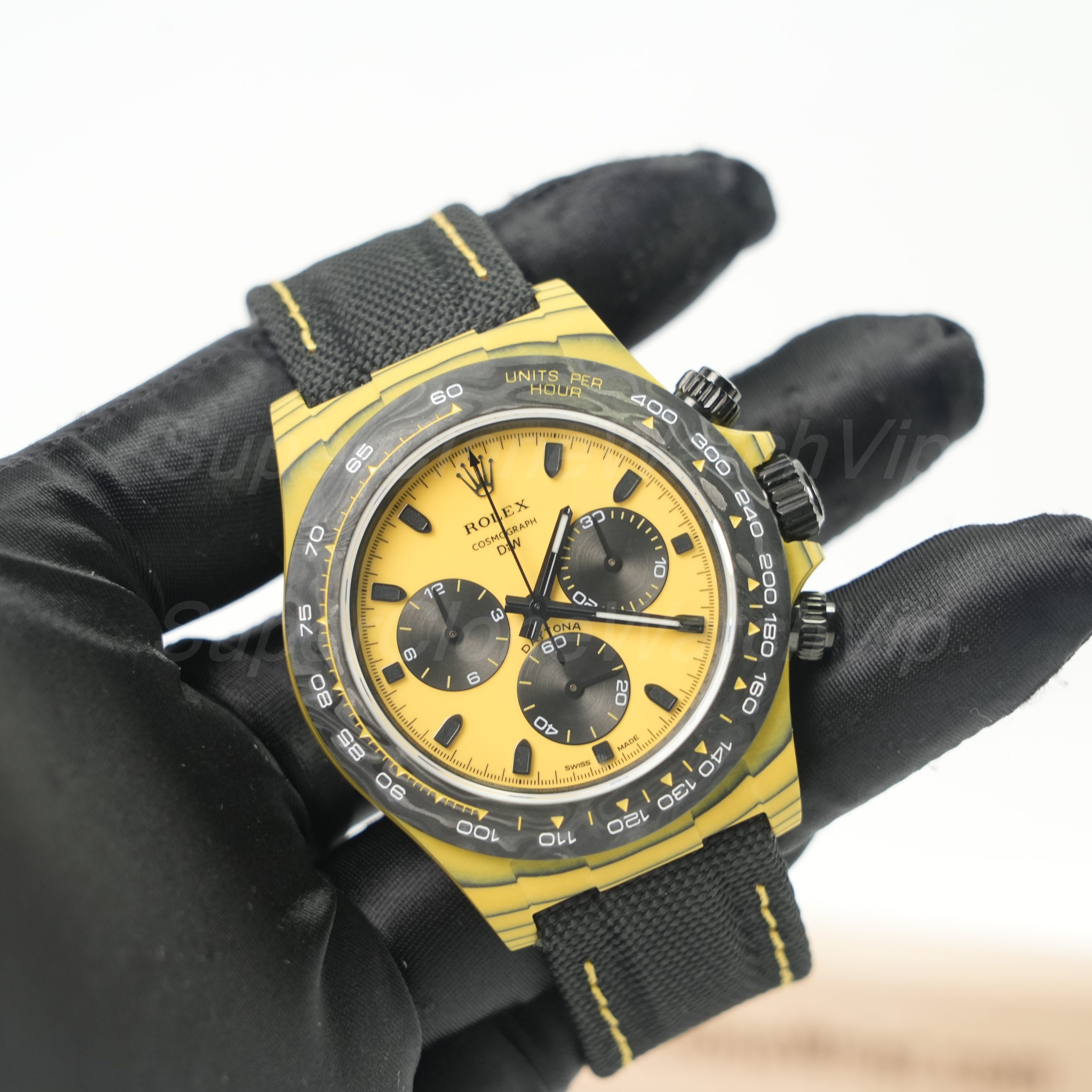 Daytona Bumblebee angled chronograph bezel and dial QC example