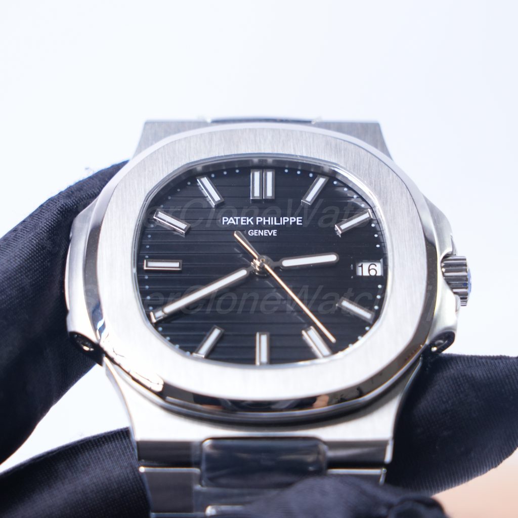 Patek Philippe -5711- 240302 Replica Watch - 3-151-scaled