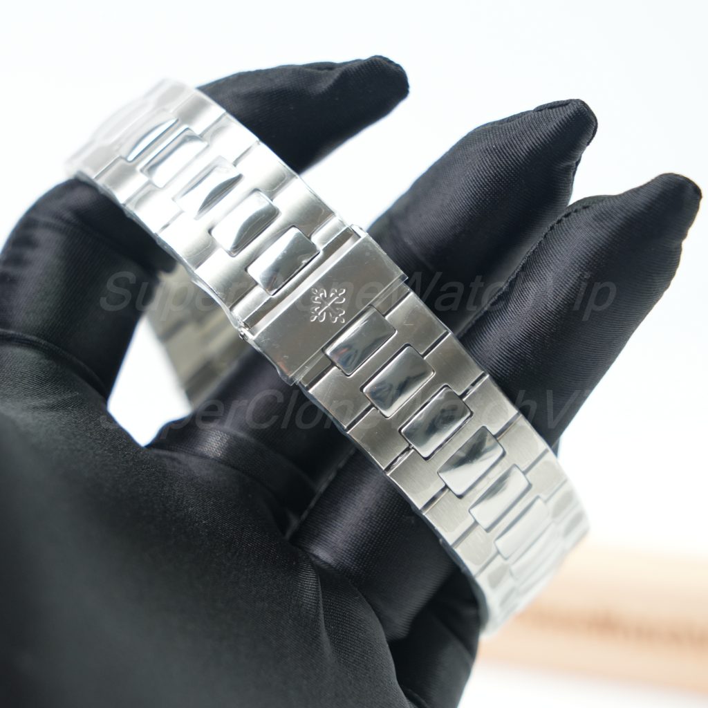 Patek Philippe -5711- 240103 Replica Watch - 7-146-scaled