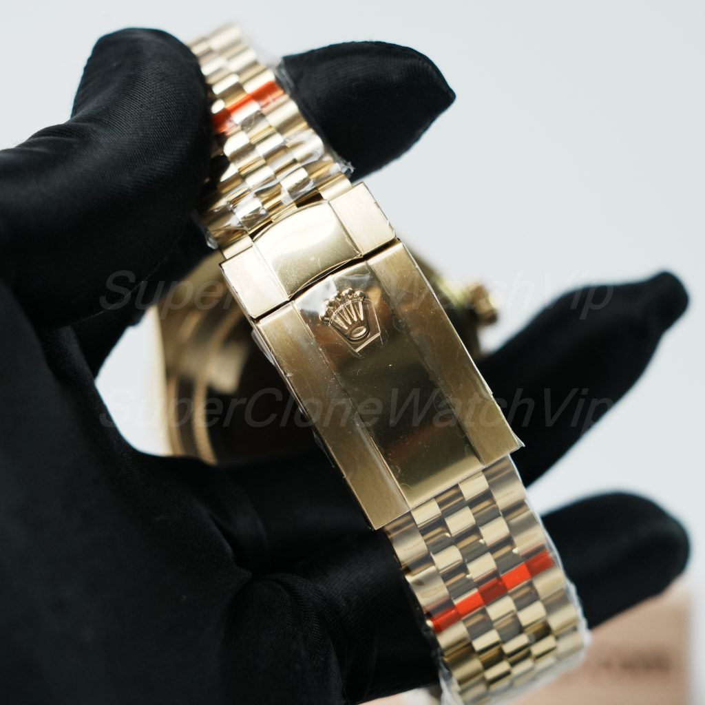Rolex-Sky-Dweller-326238-Forest-Green-Dial-Yellow-Gold-42mm Super Clone Watches Replica Watches - 8-253-scaled