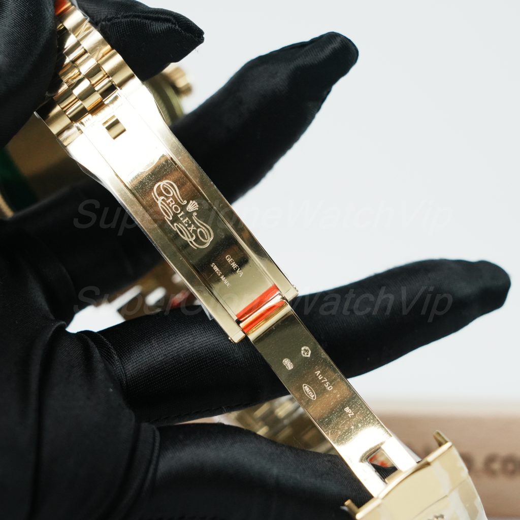 Rolex-Sky-Dweller-326238-Black-Dial-Yellow-Gold-42mm Super Clone Watches Replica Watches - 9-228-scaled