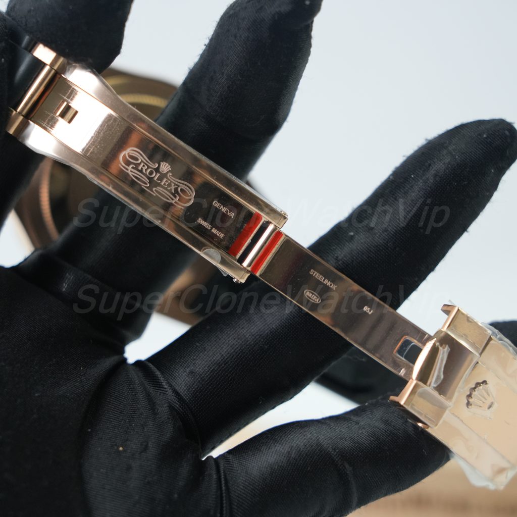 Rolex-Sky-Dweller-336235-White-Dial-Rose-Gold-Rubber-Strap-42mm Super Clone Watches Replica Watches - 9-236-scaled