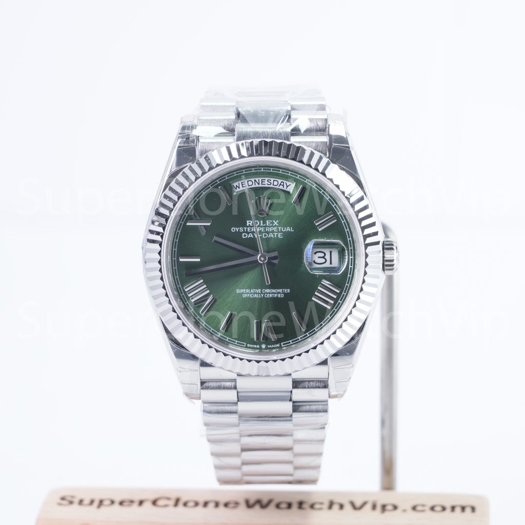 Rolex Day-Date 40 228239 904L Steel Green Sunray Dial Roman Numerals Fluted Bezel President Bracelet 40mm Replica Watches - 1-7-scaled