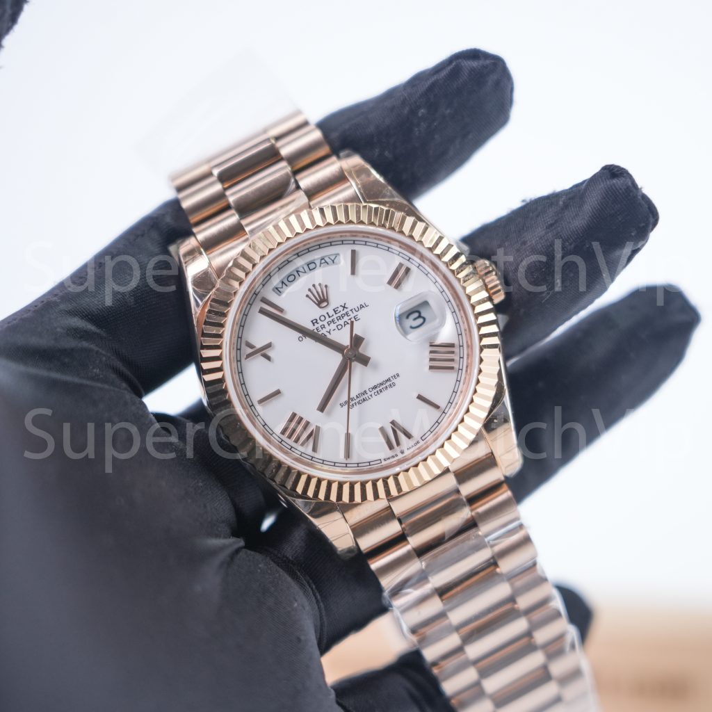 Rolex Day-Date 40 228235 18K Rose Gold White Dial Roman Numerals Fluted Bezel President Bracelet 40mm Replica Watches - 2-11-scaled