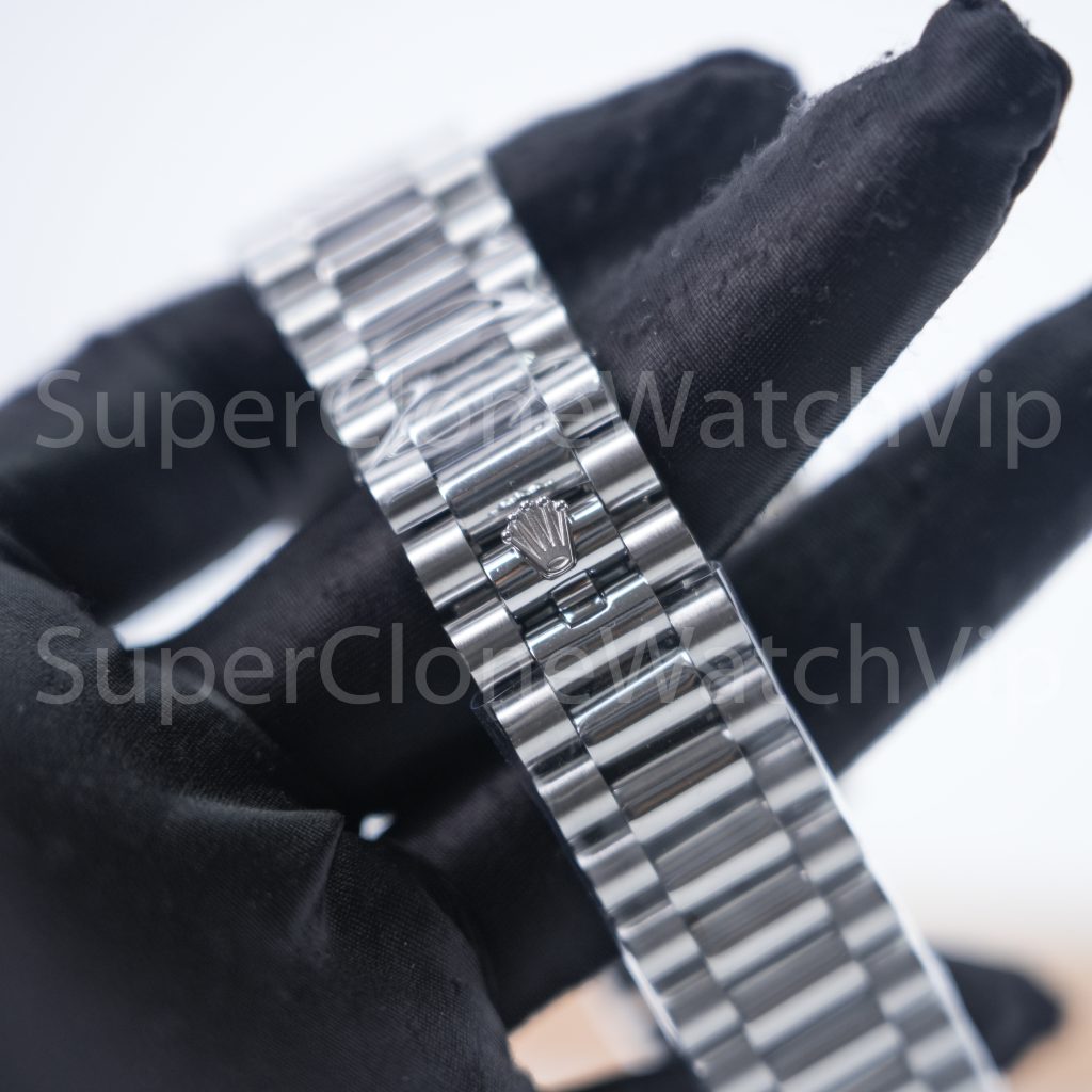 Rolex Day-Date 40 228239 904L Steel Green Sunray Dial Roman Numerals Fluted Bezel President Bracelet 40mm Replica Watches - 5-7-scaled