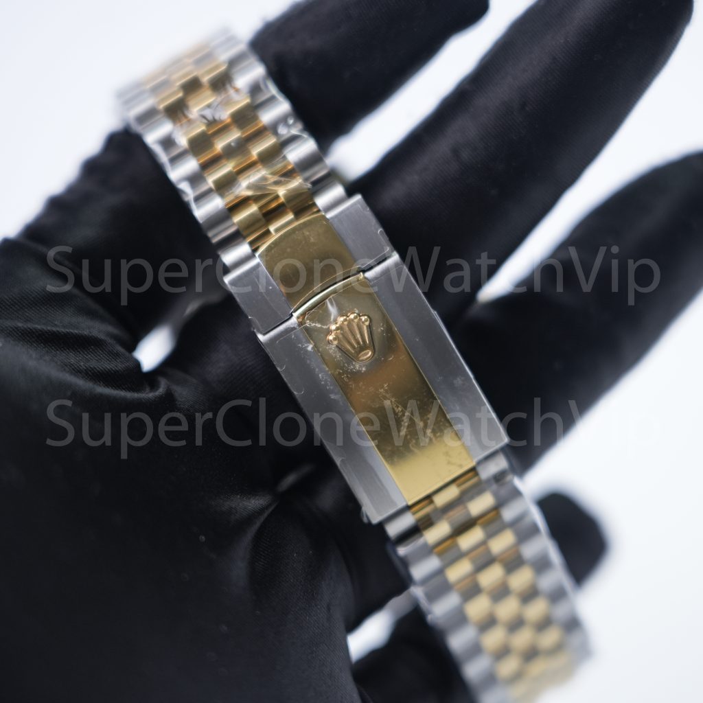 Rolex Datejust 41 126333 Two-Tone Yellow Gold Champagne Sunburst Diamond Dial Fluted Bezel Jubilee Bracelet 41mm Replica Watches - 7-16-scaled