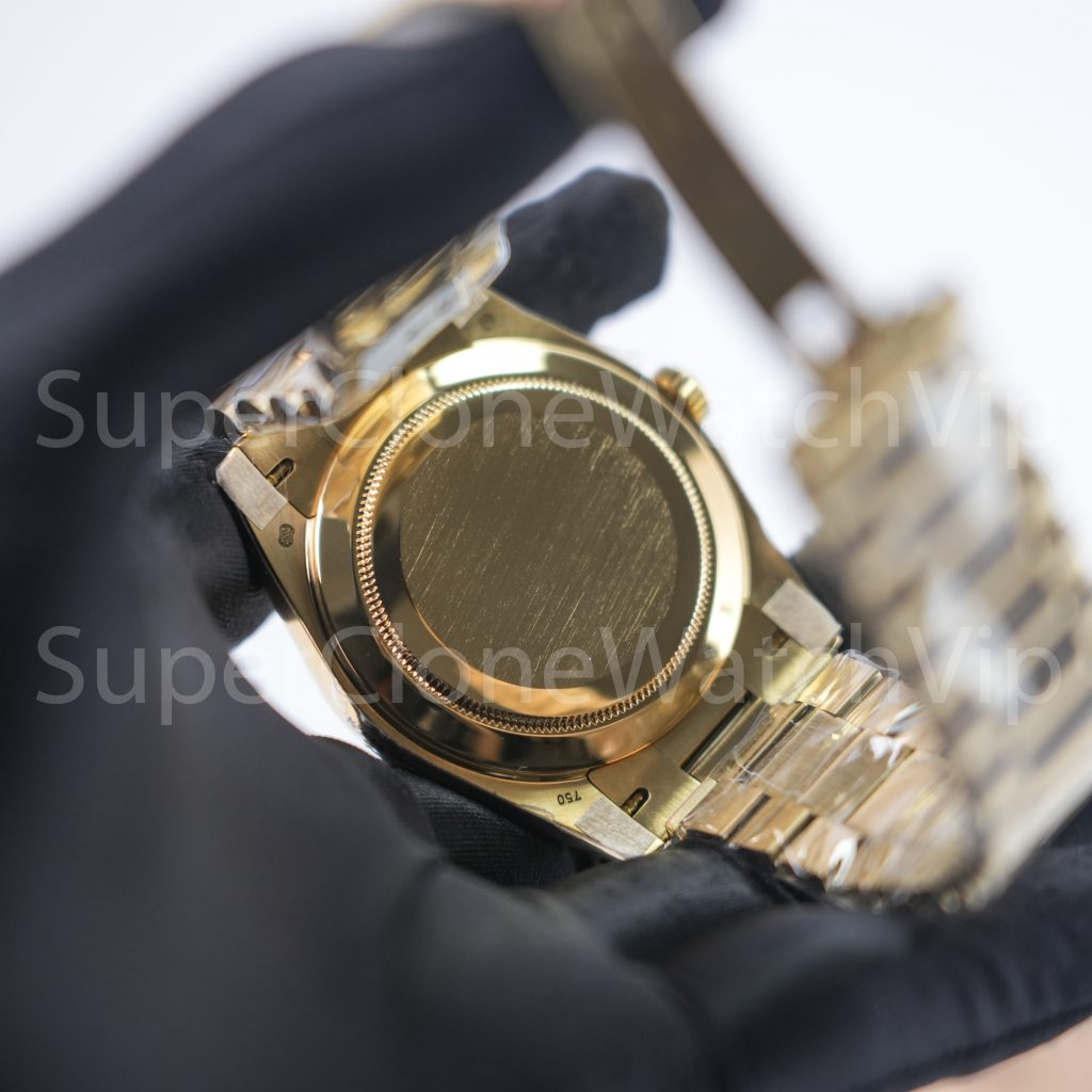 Rolex Day-Date 40 228238 18K Yellow Gold Green Dial Roman Numerals Fluted Bezel President Bracelet 40mm Replica Watches - 7-4-scaled