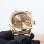 Rolex Day-Date 40 228238 18K Yellow Gold Champagne Sunray Dial Baguette Diamond Markers Fluted Bezel President Bracelet 40mm Replica Watches - 8-10-scaled
