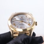 Rolex Day-Date 40 228238 18K Yellow Gold Silver Sunray Dial Roman Numerals Fluted Bezel President Bracelet 40mm Replica Watches - 8-5-scaled